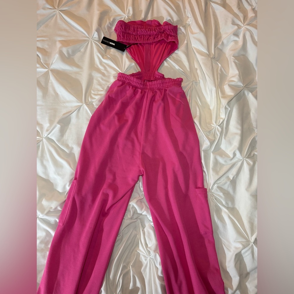 Fashion Nova Jumpsuit - Picture 4 of 4